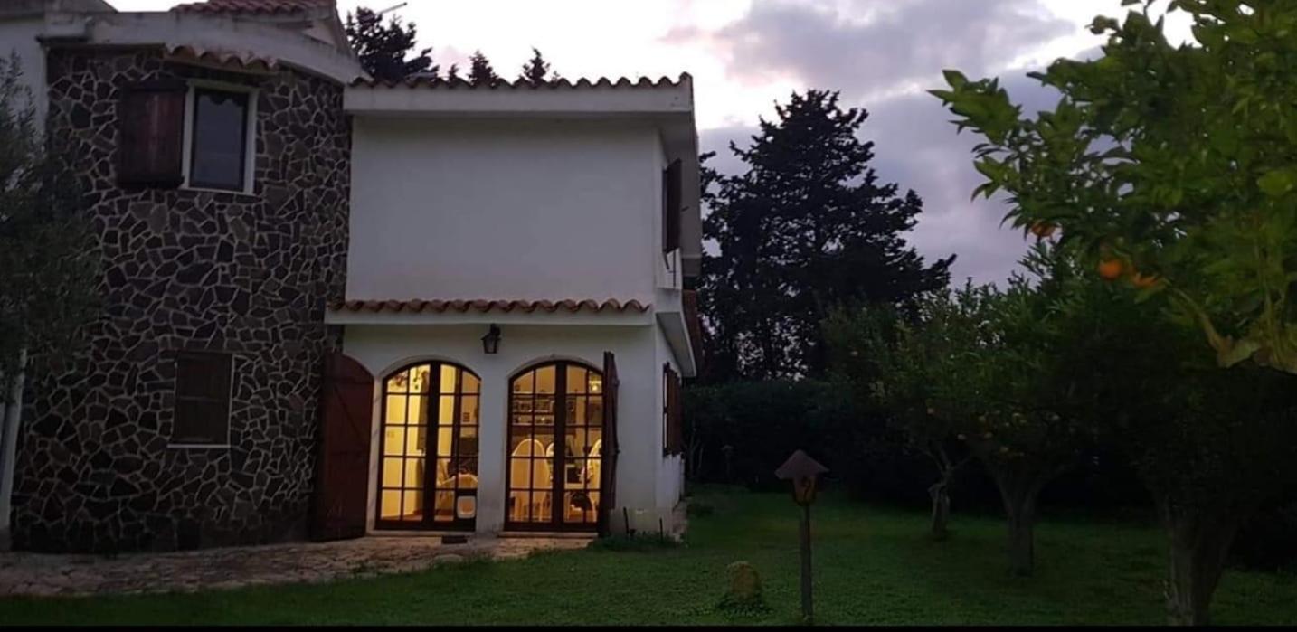Апартаменты Il Giardino Di Frafa Куарту-Сант'Элена Экстерьер фото